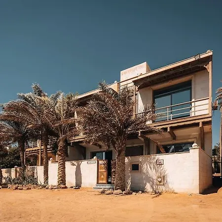 First Line Chalet With Panoramic Sea View Balcony