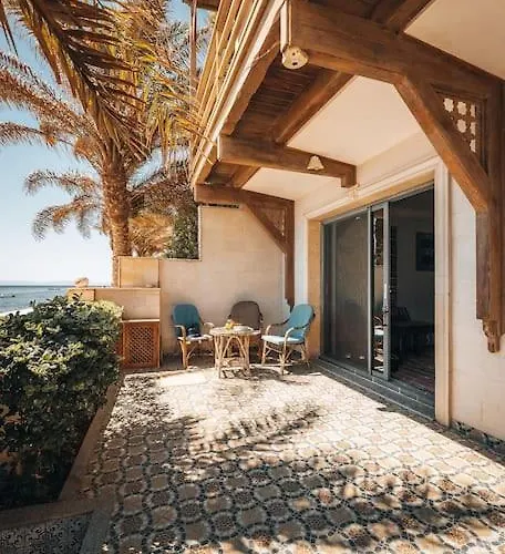 First Line With Panoramic Sea View Balcony شقة *